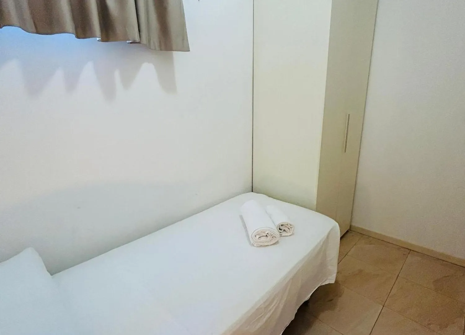 Damiano Chiesa Flexrent - Abissinia Apartment Riccione 0*,  Italy