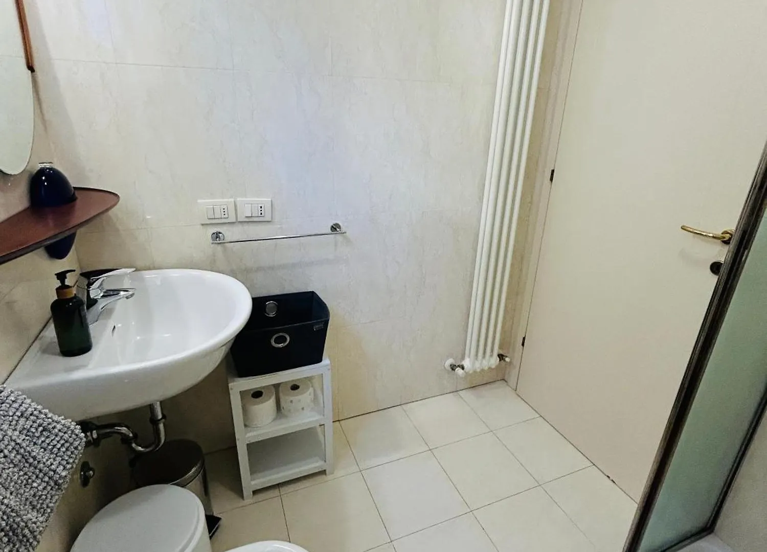Damiano Chiesa Flexrent - Abissinia Apartment Riccione Italy