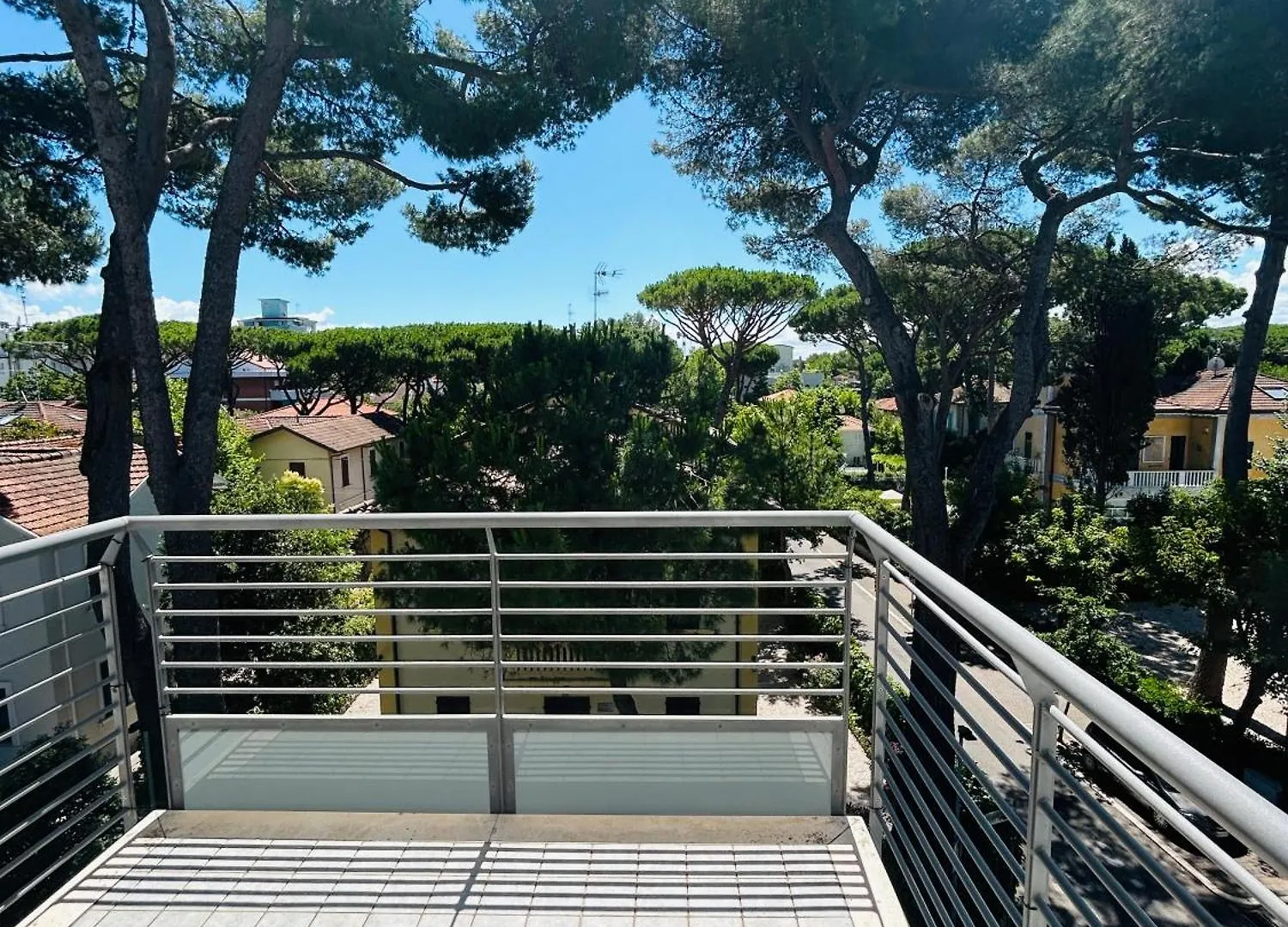 Damiano Chiesa Flexrent - Abissinia Apartment Riccione