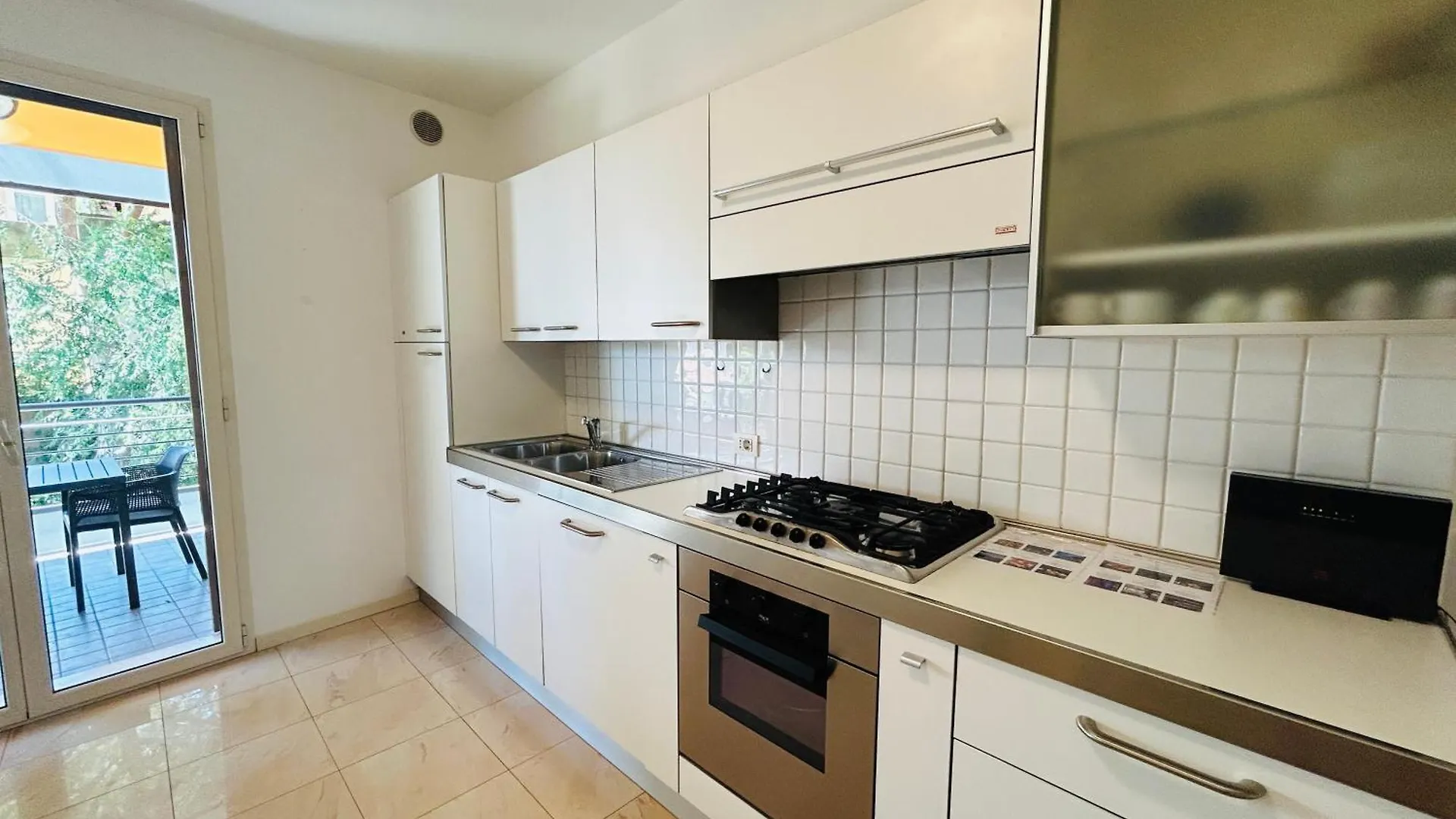 Damiano Chiesa Flexrent - Abissinia Apartment Riccione Italy