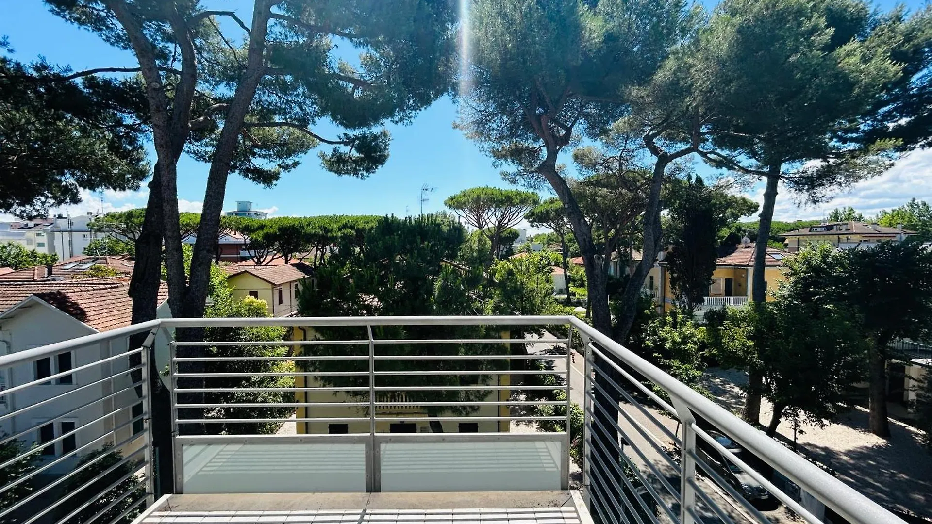 Damiano Chiesa Flexrent - Abissinia Apartment Riccione 0*,  Italy